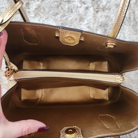 Michael Kors Mercer Gallery Medium Tote Gold Leather - Picture 9 of 15